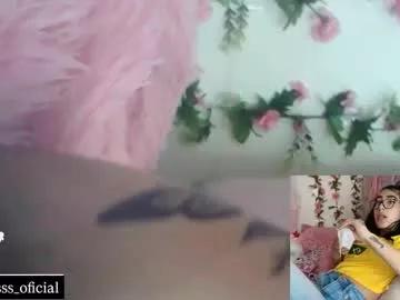 kitty_fresa from Chaturbate