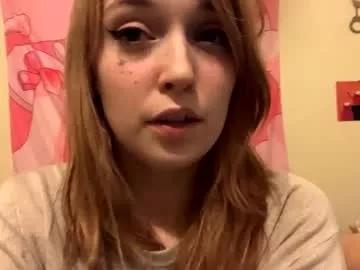 kittyme0ws from Chaturbate