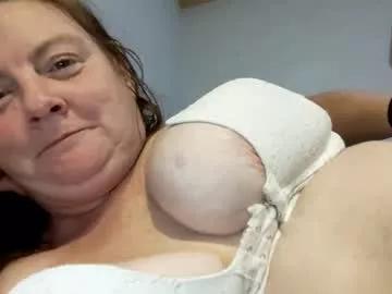 kittyvixen77 from Chaturbate