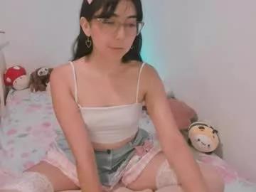 kiwi____ from Chaturbate