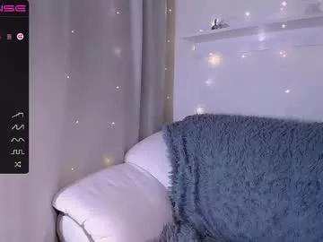 koketka19 from Chaturbate