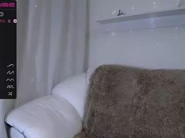 koketka19 from Chaturbate