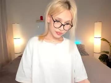 kristial_soopxxx from Chaturbate is Freechat