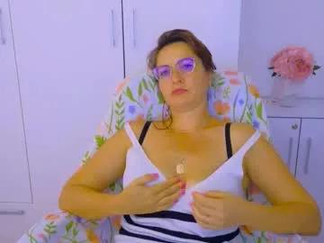 Kristysun webcams show profile image 