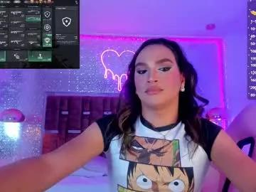 Discover our girls online shows and discover the company of countless livestreamers, with stunning shapes, sex toys and more.