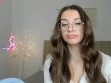 l1ttle_angel__ from Chaturbate