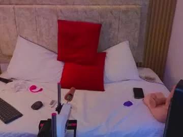 laiamilf from Chaturbate