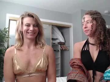 lailagetsnaked from Chaturbate