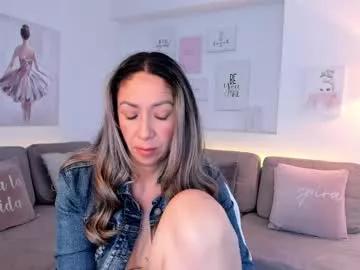 laly_dolce from Chaturbate
