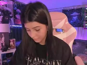 lanakyutt from Chaturbate
