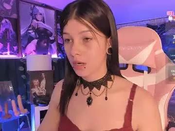 lanakyutt from Chaturbate