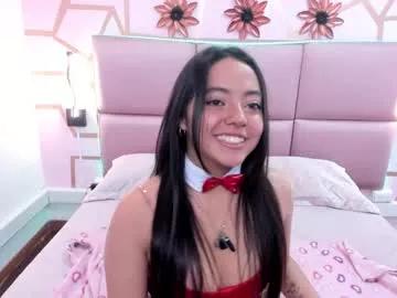 laraa_rous from Chaturbate