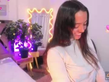 laraa_tay from Chaturbate