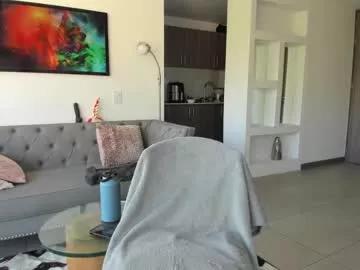 larahenao from Chaturbate