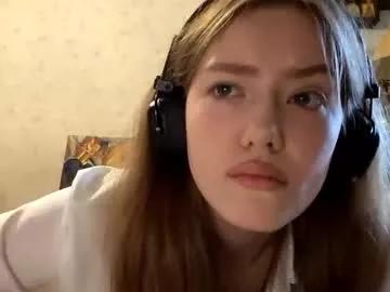 Lauranstrine webcams show profile image 