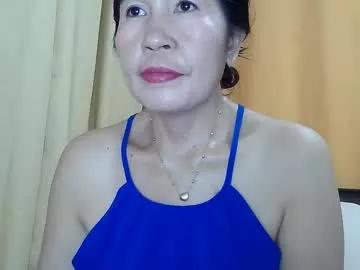 Lavine1983 webcams show profile image 