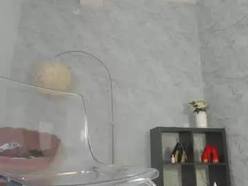 layla_snowflake from Chaturbate