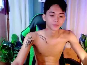 leemoreno18 from Chaturbate