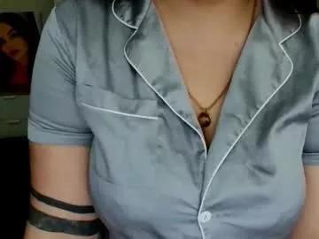 leila_beayte_ from Chaturbate