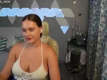 lesliekorfs from Chaturbate
