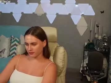 lesliekorfs from Chaturbate