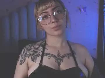 lessboobs_gh from Chaturbate