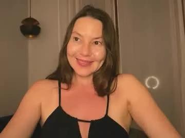 lessya_magic from Chaturbate