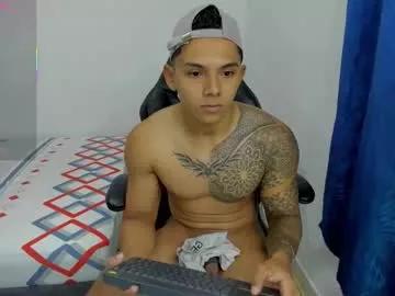 Levi_ferrer_ webcams show profile image 