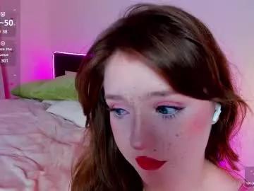 lexxxxxxi from Chaturbate