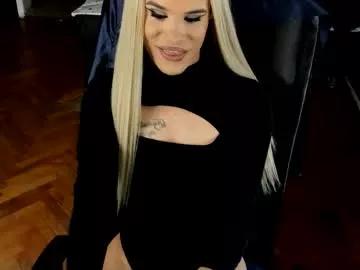 lexxymiss from Chaturbate