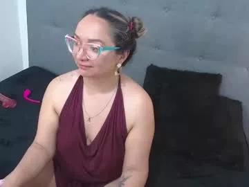 leylasmith_bs from Chaturbate