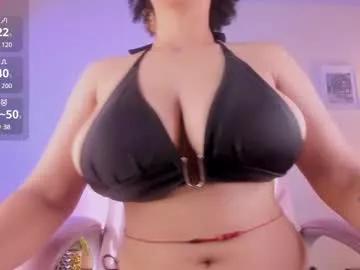 liaamoretz from Chaturbate