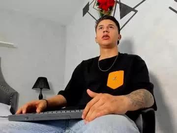 liaamsmiith_ from Chaturbate