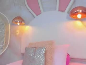 liily_hot from Chaturbate