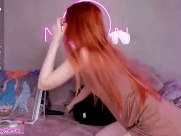 Discover our girls online shows and discover the company of countless livestreamers, with stunning shapes, sex toys and more.