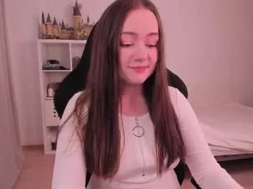 lil_happiness from Chaturbate