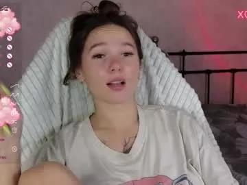 lil_luna_x from Chaturbate