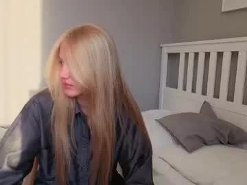 lil_tasty33 from Chaturbate