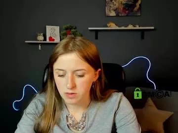 lili_cherryy from Chaturbate