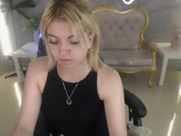 lili_conor_s from Chaturbate