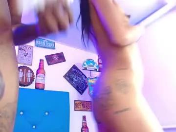lili_roussi from Chaturbate