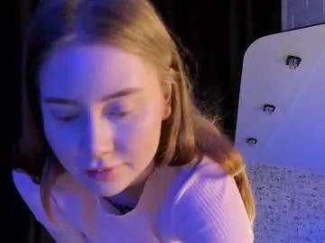 lillie_berry from Chaturbate