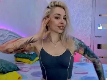 lillimooore from Chaturbate