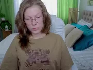 lilly_belly from Chaturbate