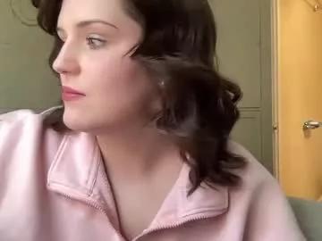 lillyadams222 from Chaturbate