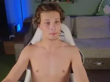 lilteddyboy from Chaturbate
