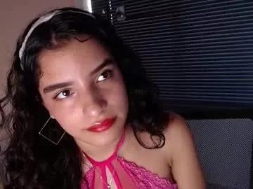 lily_rossi_s from Chaturbate is Freechat