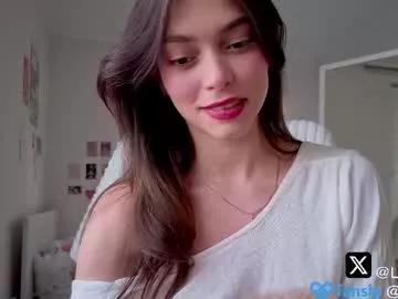 lilyewing_ from Chaturbate