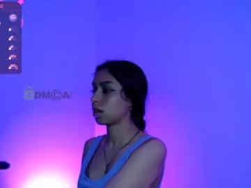 lilylouisee_ from Chaturbate