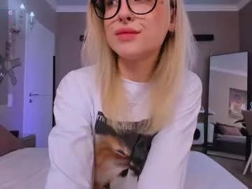 lilyvibe from Chaturbate